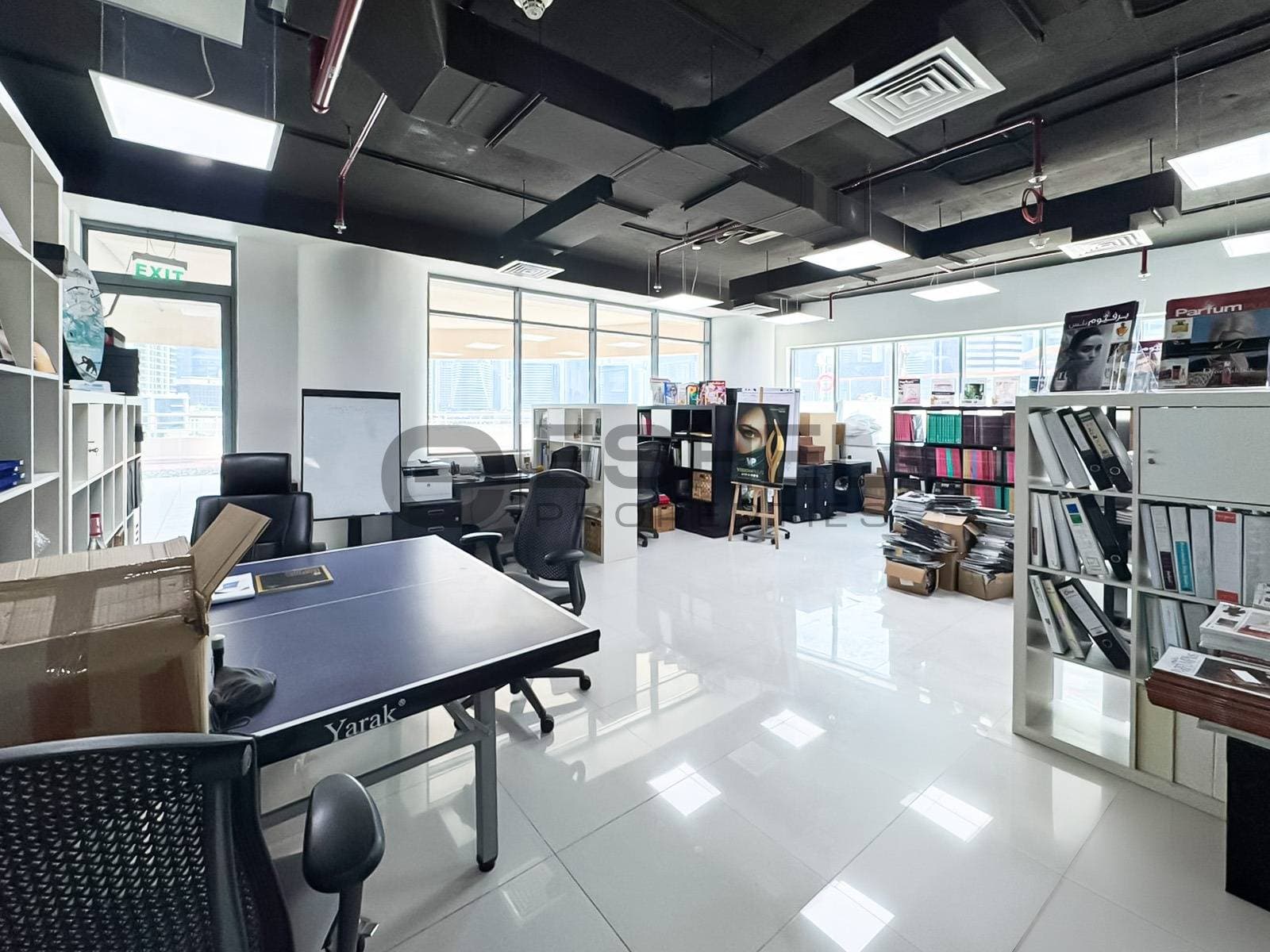 Premium Office | Canal and skyline views